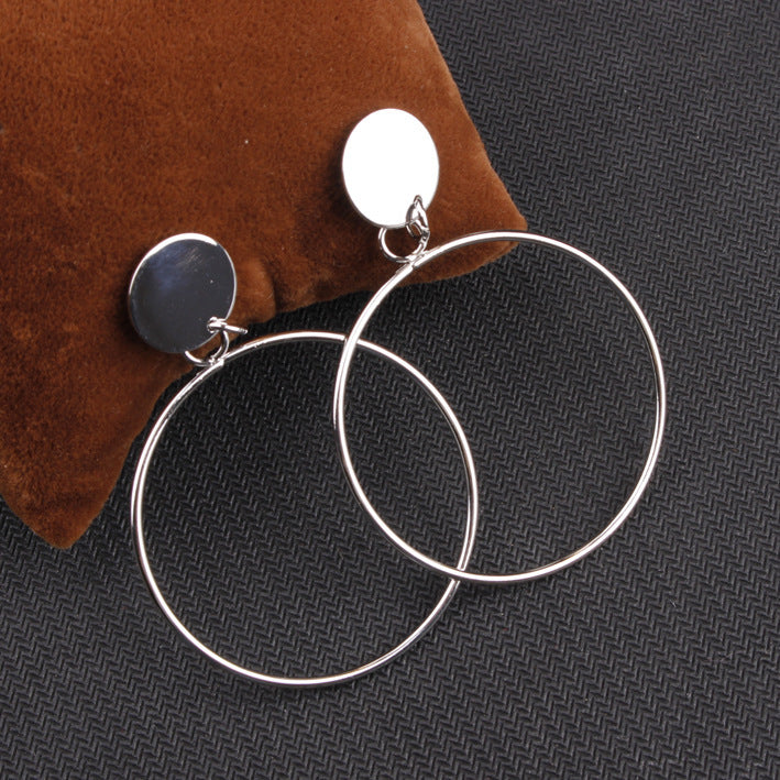 "Simple Style Temperament Earrings - Elegant and Chic Jewelry for Women"